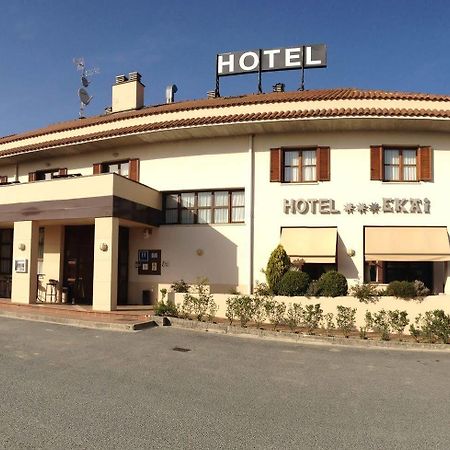 Hotel Ekai Ecay Kültér fotó