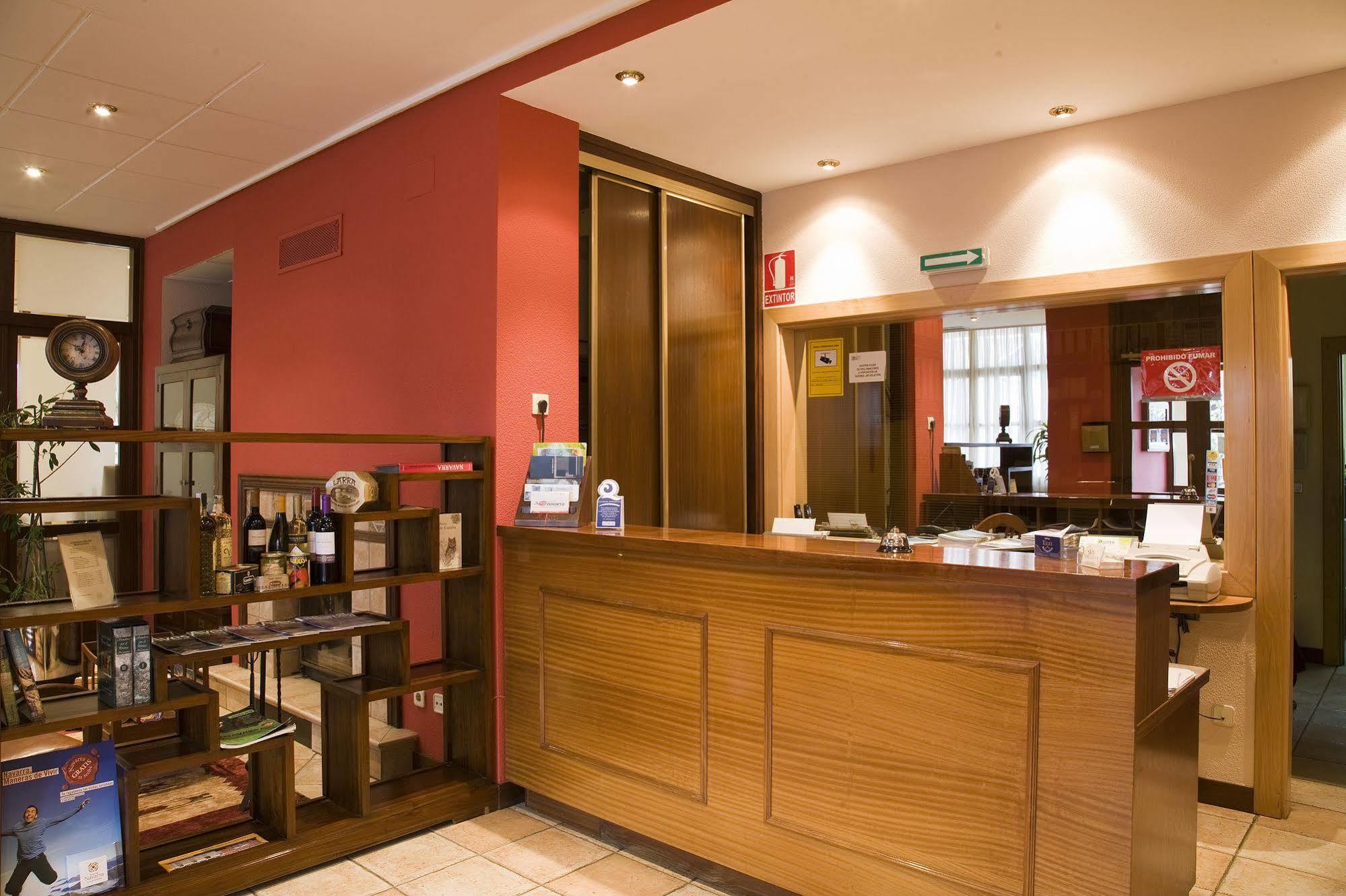 Hotel Ekai Ecay Kültér fotó